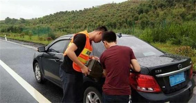 鄂城区永福道路救援